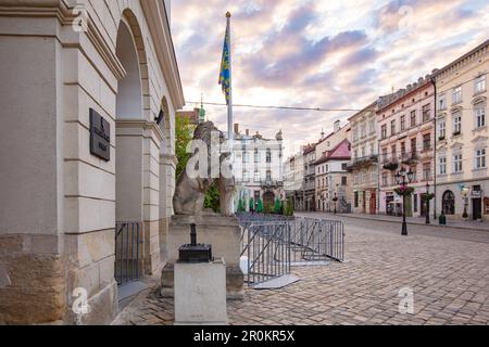 Lviv, Ukraine - 6 mai 2023: Place du marché à Lviv Banque D'Images