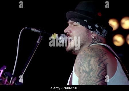 Milan Italie 1997-03-17 : bassiste Evan Seinfeld de Biohazard lors d'un concert au Rainbow club Banque D'Images