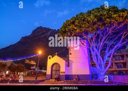Chapelle illuminée Ermita de San Pedro à la Playa, Valle Gran Rey, la Gomera, îles Canaries, Canaries, Espagne Banque D'Images