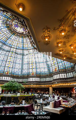 Dôme, Art nouveau, grand magasin Printemps, Paris, Île-de-France, France Banque D'Images