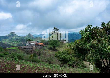 Maisons dans l'arrière-pays de l'île de Santiago, Cap-Vert Banque D'Images