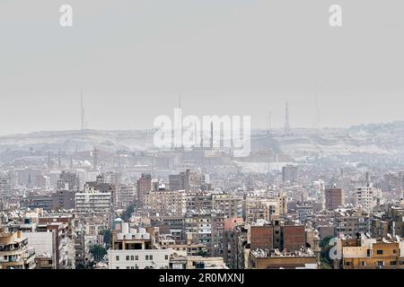 Vue sur la ville du Caire tissu urbain massif Banque D'Images