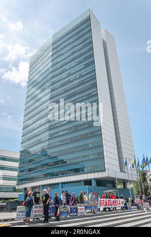 Manifestation des citoyens en raison de la décision de Schmitt de débloquer la formation du gouvernement de la FBiH Banque D'Images