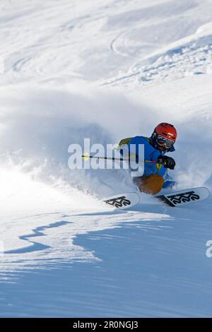 Poudering à Sölden, Tyrol, Autriche Banque D'Images