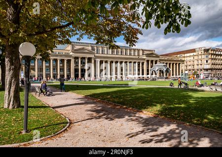 Königsbau à Schlossplatz à Stuttgart, Bade-Wurtemberg, Allemagne Banque D'Images