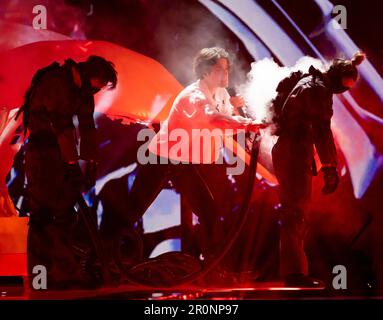 Liverpool, Royaume-Uni. 8 mai 2023. Luke Black répète pour la Serbie avec la chanson Samo mi se spava, à l'arène de Liverpool Banque D'Images