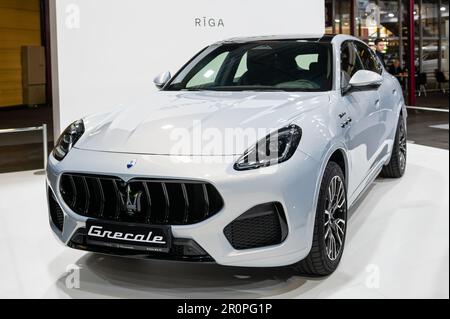 Riga, Lettonie, 28 avril 2023 : véhicule SUV de luxe Maserati Grecale présenté au salon de l'automobile de Riga Banque D'Images