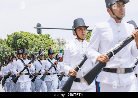 Représentation de la bataille de 5 mai, marche dans le défilé civique à l'anniversaire de la bataille de 5 mai dans l'état de Puebla Banque D'Images