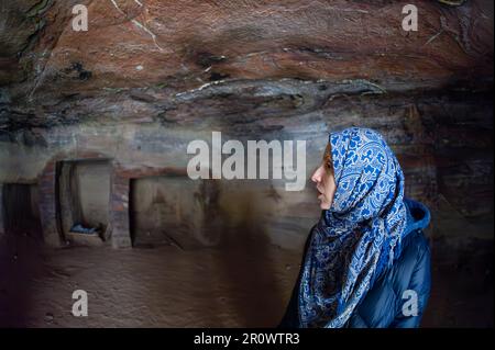 Petra Jordan est considéré comme une merveille du monde visité par de nombreux touristes chaque année du monde entier, il est fascinant à la fois dehors et moi Banque D'Images