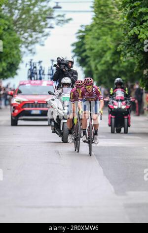 Termoli, Italie. 08th mai 2023. Veljko Stojni? De Serbie et Team Corratec sprints au cours de la troisième phase du 106th Giro d'Italia 2023 - transit à Termoli. (Photo par Davide Di Lalla/SOPA Images/Sipa USA) crédit: SIPA USA/Alay Live News Banque D'Images