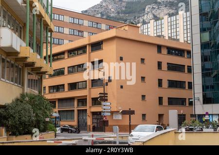 Fontvieille, Monaco, 21 avril 2023 :- immeubles résidentiels dans le quartier de Fontvieille à Monaco. Fontvieille est entièrement construite sur des terres récupérées Banque D'Images