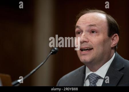 Washington, États-Unis d'Amérique. 10th mai 2023. Jeffery Martin Baran comparaît devant un comité sénatorial de l'environnement et des travaux publics pour sa nomination au poste de membre de la Commission de réglementation nucléaire, dans l'édifice Dirksen du bureau du Sénat à Washington, DC, mercredi, 10 mai 2023. Crédit: Rod Lamkey/CNP/Sipa USA crédit: SIPA USA/Alay Live News Banque D'Images