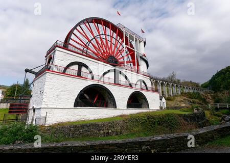 La roue de Laxey a été construite en 1854 pour pomper l'eau de la mine Glen Mooar à Laxey, sur l'île de Man. Aussi connu sous le nom de Lady Isabella Banque D'Images