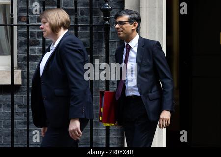 Londres, Royaume-Uni. 10th mai 2023. Le Premier ministre Rishi Sunak quitte le 10 Downing Street pour que le Parlement prenne les questions du Premier ministre à Londres. (Photo de Tejas Sandhu/SOPA Images/Sipa USA) Credit: SIPA USA/Alay Live News Banque D'Images