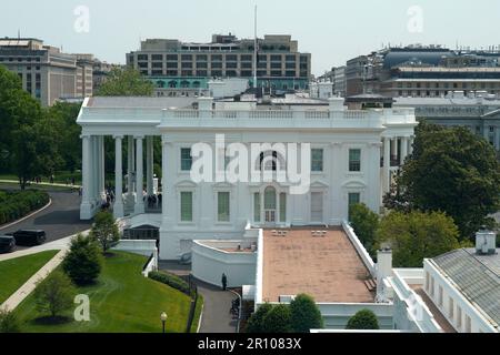 Washington, Vereinigte Staaten. 10th mai 2023. L'aile ouest de la Maison Blanche est vue depuis le bureau exécutif Eisenhower à Washington, DC sur 10 mai 2023. Credit: Yuri Gripas/Pool via CNP/dpa/Alay Live News Banque D'Images