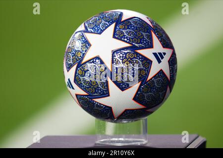 Madrid, Espagne. 9 mai 2023, ballon officiel de la Ligue des champions de l'UEFA lors du match de la Ligue entre le Real Madrid et la ville de Manchester, a joué au stade Santiago Bernabeu sur 9 mai 2023 à Madrid, en Espagne. (Photo de Sergio Ruiz / PRESSINPHOTO) Banque D'Images