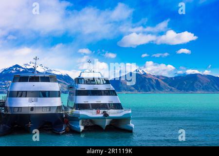 Argentine, El Calefate, lacs pittoresques et paysages de glaciers du parc national de Patagonie. Banque D'Images