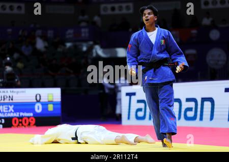 Doha, Qatar. 10/05/2023, stade Ali Bin Hamad Al Attiyah, Doha (Qatar). 10th mai 2023. (Haut-bas) Prisca Awiti Alcaraz (MEX), Megumi Horikawa (JPN), 10 MAI 2023 -Judo : Championnat du monde de judo Doha 2023 le match de la table ronde des femmes -63kg 3rd à l'arène Ali Bin Hamad Al Attiyah, Doha, Qatar. Crédit: Naoki Nishimura/AFLO SPORT/Alay Live News Banque D'Images