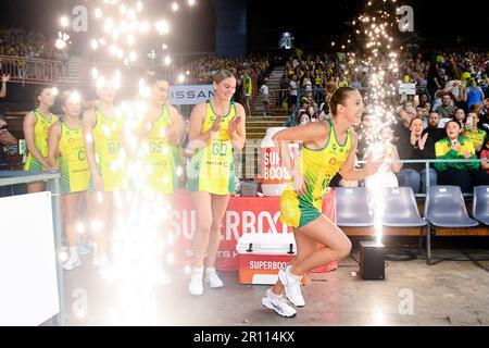 Newcastle, Australie, 26 octobre 2022. L'Australie se courba sur le terrain pendant le match international de Netball entre l'Australie et l'Angleterre sur 26 octobre 2022 au Newcastle Entertainment Centre à Newcastle, en Australie. Crédit : Steven Markham/Speed Media/Alay Live News Banque D'Images