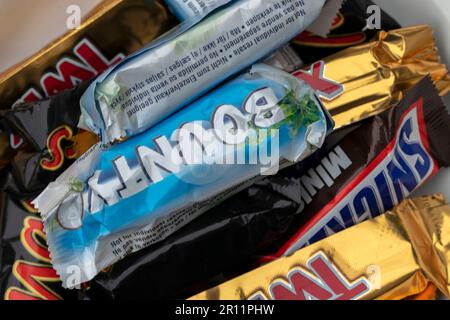 A Bunch of Candy bars à Amsterdam, pays-Bas 26-4-2023 Banque D'Images