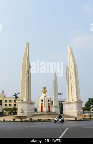 Le Monument de la démocratie à Bangkok, Thaïlande. Banque D'Images