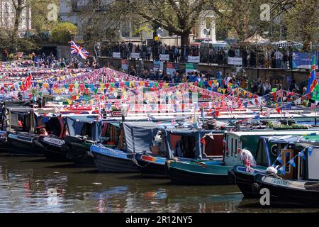 IWA Canalway Cavalcade a lieu la petite Venise de Londres pour un événement anniversaire 40th le samedi 29th avril pendant le week-end des vacances en banque, fête Banque D'Images
