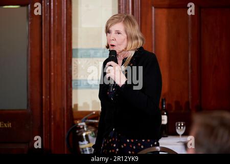 Lady Glenconner, The Oldie Literary Lunch 09-05-23 The National Liberal Club; Londres. Banque D'Images