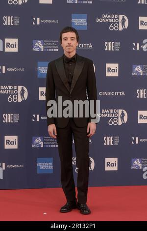 Italie, Rome, 10 mai 2023. 68th David di Donatello tapis rouge en photo : la chanteuse Diodato Photo © Fabio Mazzarella/Sintesi/Alamy Live News Banque D'Images