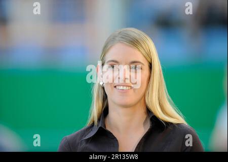 NIA Künzer, Frauen Fußball Expertin der ARD Fußball Länderspiel, Freudschaftsspiel Deutschland - Russland 3:1, 6,8.2009. Banque D'Images