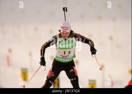 Andrea HENKEL Aktion Biathlon, 4x 6 KM Staffel der Frauen am 13.12.2009 à Hochfilzen. Banque D'Images