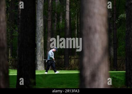 Brendan Lawlor se rend au 15th au cours du deuxième jour de l'Open de G4D au Woburn Golf Club, Milton Keynes. Date de la photo: Jeudi 11 mai 2023. Banque D'Images