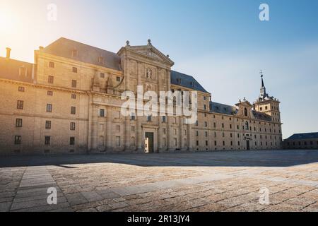 Monastère de la façade de l'Escorial - San Lorenzo de El Escorial, Espagne Banque D'Images