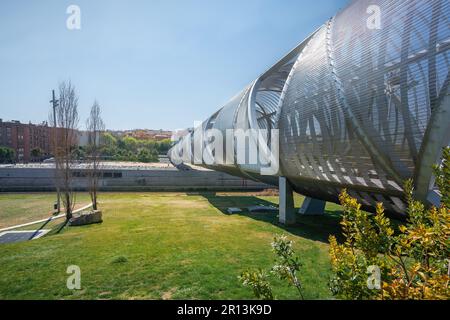 Passerelle Arganzuela au Parc Rio de Madrid - Madrid, Espagne Banque D'Images