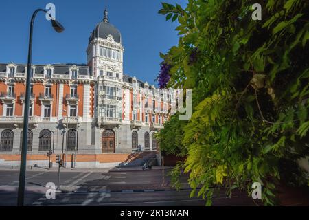 Ancien bâtiment de la Royal Asturian Mining Company (Real Compania Asturiana de Minas) près de Plaza de Espana - Madrid, Espagne Banque D'Images