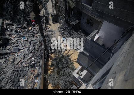Gaza, Palestine. 11th mai 2023. Maison de la famille al-Misri, complètement détruite après qu'Israël ait lancé des frappes aériennes dans le district de Beit Lahia, dans la ville de Gaza, à Gaza, sur 11 mai 2023. Photo de Ramez Habboub/ABACAPRESS.COM crédit: Abaca Press/Alay Live News Banque D'Images