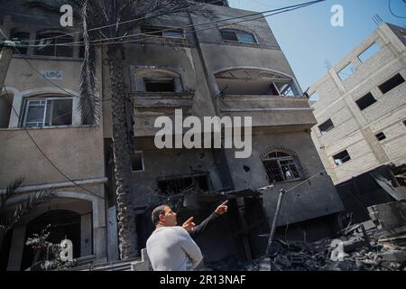 Gaza, Palestine. 11th mai 2023. Maison de la famille al-Misri, complètement détruite après qu'Israël ait lancé des frappes aériennes dans le district de Beit Lahia, dans la ville de Gaza, à Gaza, sur 11 mai 2023. Photo de Ramez Habboub/ABACAPRESS.COM crédit: Abaca Press/Alay Live News Banque D'Images