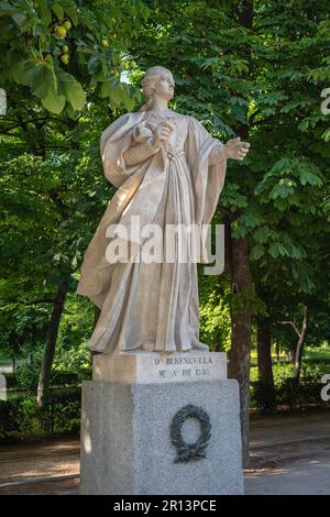 Statue de la reine Berengaria de Castille (Berenguela de Castilla) sur le Paseo de la Argentina dans le parc Retiro - Madrid, Espagne Banque D'Images