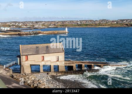 Station de bateaux à moteur désaffectée dans le port de Wick, Caithness, Écosse Banque D'Images