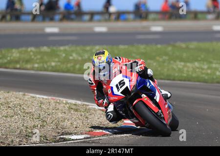 Portrush, Antrim, Irlande du Nord: 11th mai 2023: FonaCAB Nichl OilsNorth West 200, Portrush, Antrim, Irlande du Nord: North West 200 qualification 2023: Nathan Harrison (Honda - Honda Racing UK) pendant les qualifications Superbike Banque D'Images