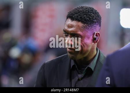 Clarence Seedorf regarde pendant la demi-finale 2022/23 de l'UEFA Champions League 1st match de football entre l'AC Milan et le FC Internazionale à San Siro S. Banque D'Images