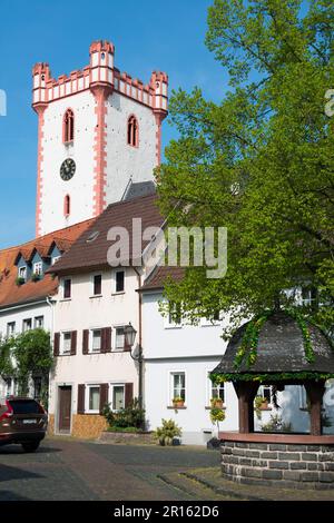 Vieille ville, église paroissiale de Saint Johann Baptist, Steinheim am main, Hanau, Hesse, Allemagne Banque D'Images