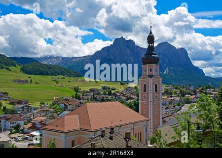 Castelrotto, Castelrotto avec Sciliar, Trentin Tyrol du Sud, Italie Banque D'Images