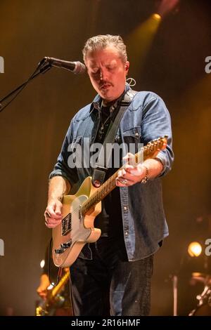 AUSTIN, TEXAS - 11 MAI : Jason Isbell et l'unité 400 se exécutent à ACL Live sur 11 mai 2023 à Austin, Texas. (Photo de Maggie Boyd/SipaUSA) crédit: SIPA USA/Alay Live News Banque D'Images