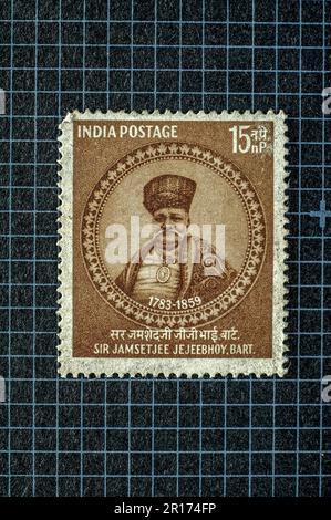 03 26 2014 TIMBRE postal de MENTHE Vintage de Sir Jamsetjee Jejeebhoy.BART 1783-1859 Studioshohot Lokgram Kalyan Maharashtra Inde.Asie. Banque D'Images