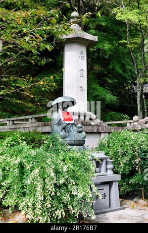 Les préincts du temple de Grand Head Hase à l'automne, Nara Banque D'Images