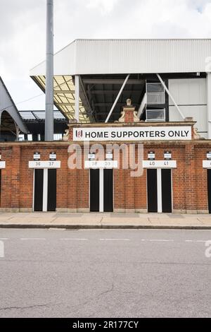 Home Supporters Only, Craven Cottage la maison de Fulham football Club, Fulham, Stevenage Road, Londres, SW6, Angleterre, Royaume-Uni Banque D'Images