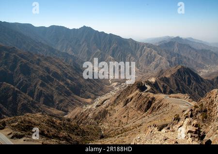 Chaîne de montagnes ASiR dans le sud-ouest de l'Arabie Saoudite Banque D'Images