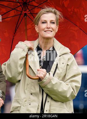 La duchesse d'Édimbourg montre les concurrents défilent dans la course de la robe de fantaisie pour handicapés dans l'arène Copper Horse lors du Royal Windsor Horse Show à Windsor Castle, Berkshire. Date de la photo: Vendredi 12 mai 2023. Banque D'Images