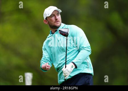 Cian Arthurs sur le 1st tee pendant la deuxième journée de l'Open G4D au Woburn Golf Club, Milton Keynes. Date de la photo: Jeudi 11 mai 2023. Banque D'Images