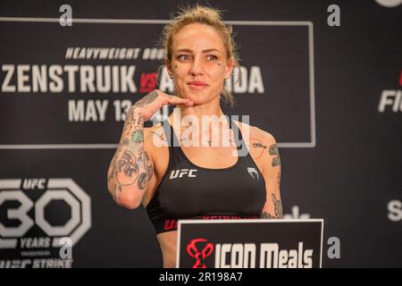 Charlotte, Caroline du Nord, États-Unis. 12th mai 2023. CHARLOTTE, CAROLINE DU NORD - 12 mai: Jessica-Rose Clark pèse à 135,5lb ans avant son combat à la nuit de combat de l'UFC: Rozenstruik vs Almeida on 12 mai 2023 au Spectrum Center de Charlotte, Caroline du Nord, États-Unis. (Credit image: © Matt Davies/PX Imagens via ZUMA Press Wire) USAGE ÉDITORIAL SEULEMENT! Non destiné À un usage commercial ! Banque D'Images